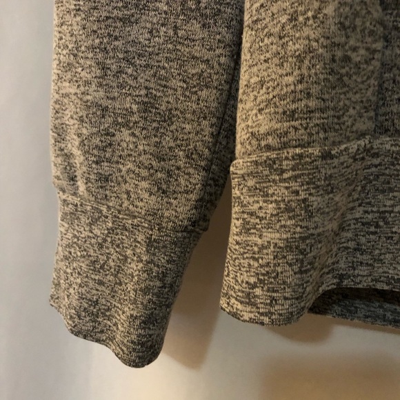 FIGS Essential Hoodie Size XS - Picture 12 of 13